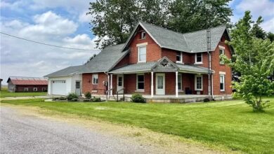 Photo of Turn-off the century 5 bedroom brick house. 3 acres. $109,900