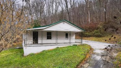 Photo of 1940’s Home on Almost 6 Acres in Beattyville, Kentucky