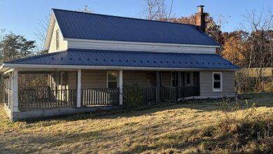 Photo of 2 Bedroom home on approximately 2.29 acres. Some freeze damage. Lots of potential. $39,900